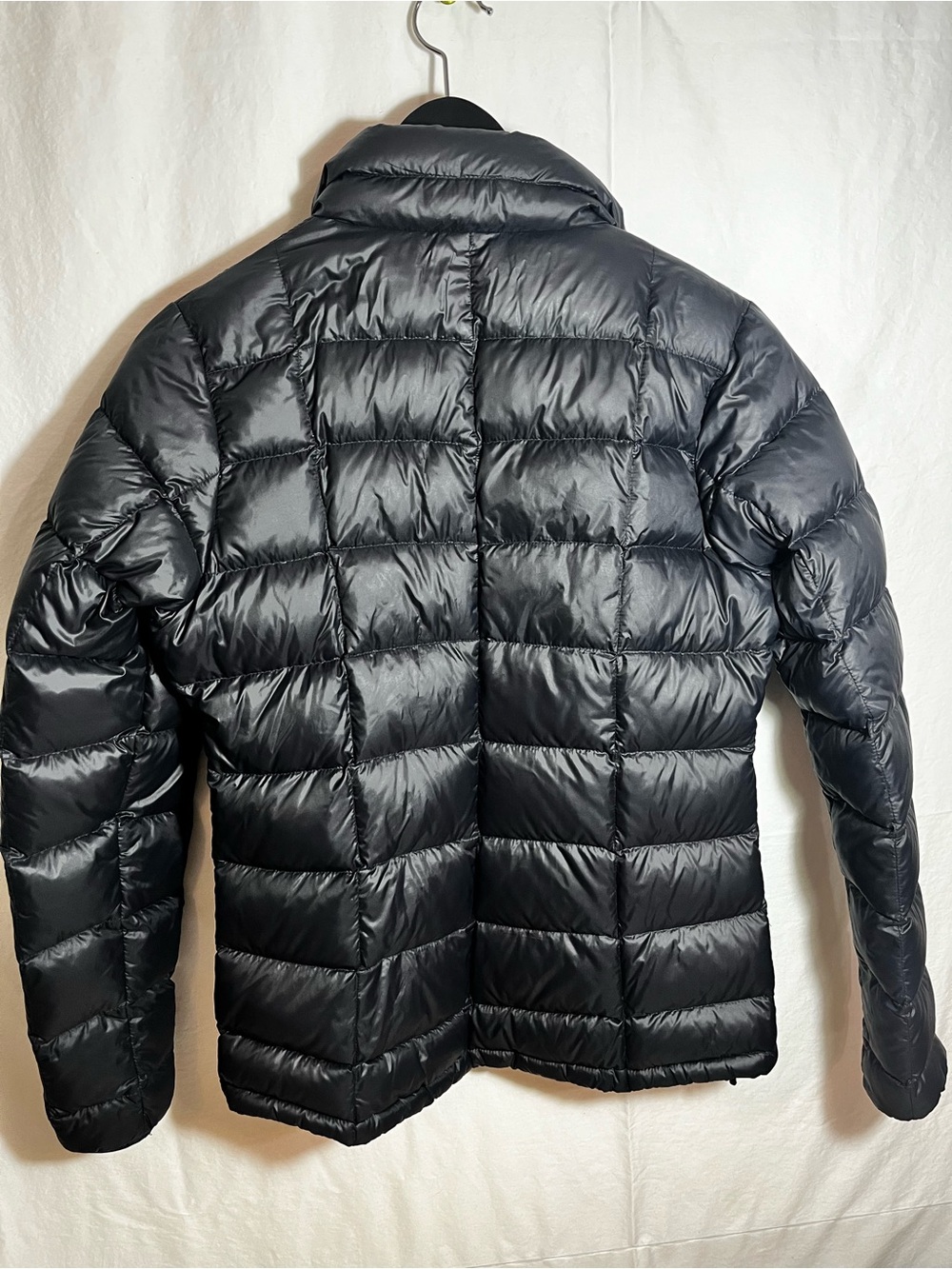 REI down filled Women's Black Quilted Puffer Jacket - Lightweight Insulated Coat - Picture 3 of 9
